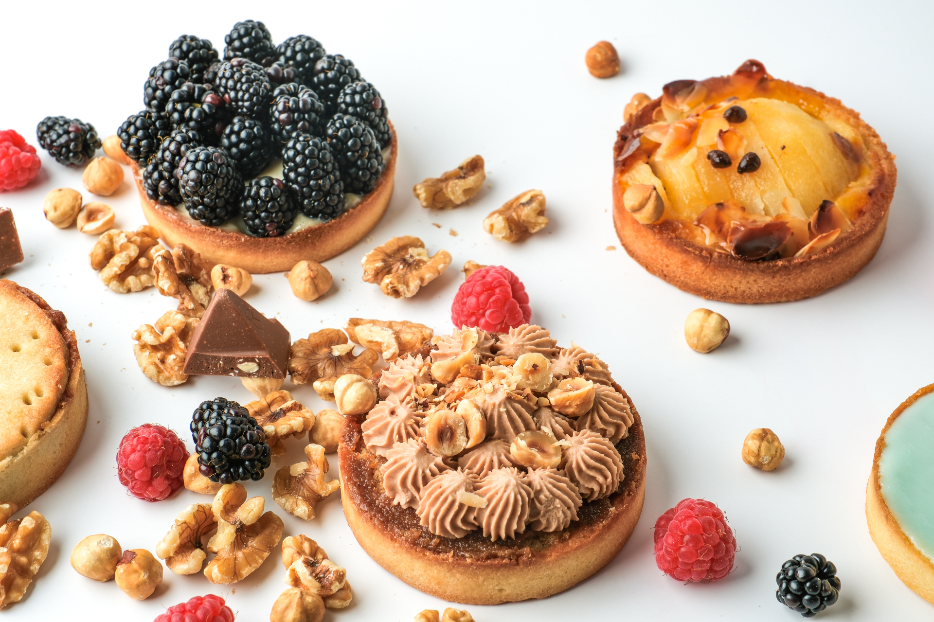 Trio de tartelettes fruits, praliné et poire